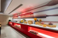 Yimeiju Hotel (Hebi east railway station store) - breakfast