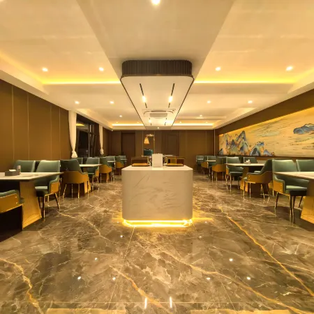 Fils Feiers Wenhua Hotel (Wutai Mountain Railway Station)