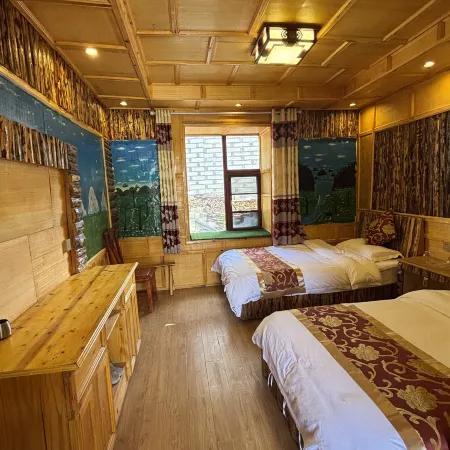 Daocheng Hexiu Homestay