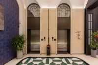 Days Select Wyndham Hotel - Gym