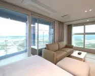 Emerson Suite Naksan - Kitchenette