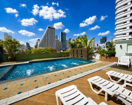 วรบุรี สุขุมวิท โฮเทล แอนด์ รีสอร์ท โรงแรมใกล้บีทีเอส อโศก