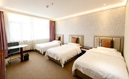 Grand Continental Grassland Hotel
