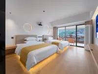 Shanheju View Homestay (Observation Deck Branch, Xijiang Qianhu Miao Village)