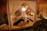 Zhongwei Shapotou District Shengjin Nianhua Hotel - سبا