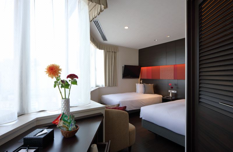 Red Roof Inn & Suites Osaka Namba Nipponbashi