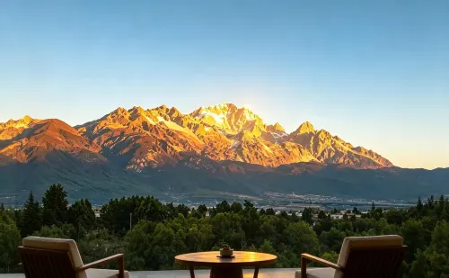 Yiyun Xuan Mountainview | Snow Mountain Golden Sunrise (Baisha Ancient Town) - balcone