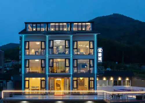 Liuyu Sunrise Seaview Holiday Villa (Dongshawan Seaside Bathing Beach Xiao Wushitang Branch)
