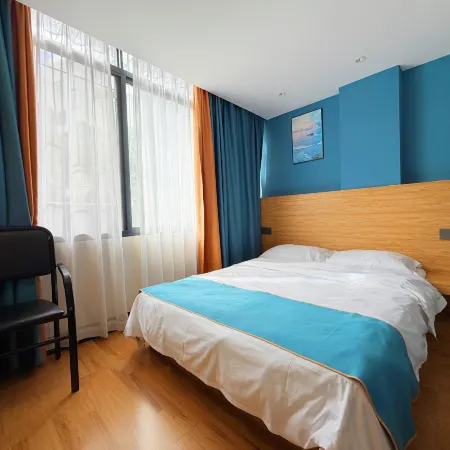 Junhong Hotel