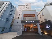 Hound Hotel Sungshin Women's University Branch Отели рядом с достопримечательностью «Храм Кванымса»