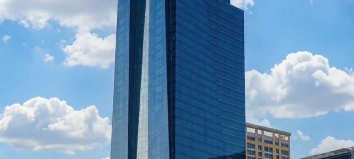 Dusit Thani Abu Dhabi Hotels in Abu Dhabi