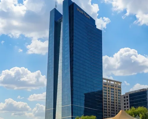 Dusit Thani Abu Dhabi Hotels near Lake Park