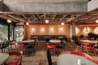 The Somos S Hotel - 早餐
