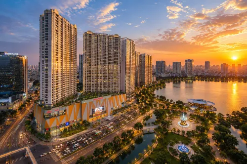 Lantern Homes | Luxury Serviced Apartments at Vinhomes D'Capitale - Pet friendly