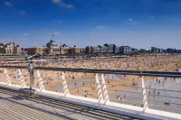 Ramada by Wyndham the Hague Scheveningen - en bord de mer