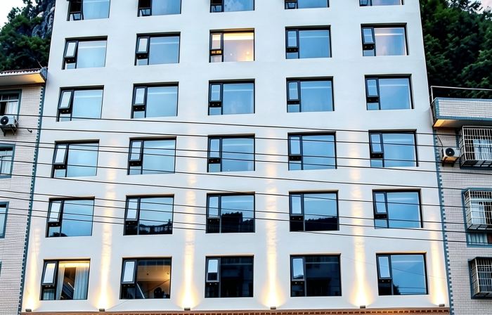 Fengshan Junyue Hotel