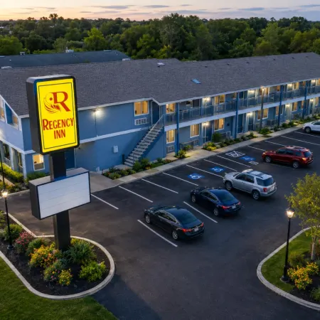 Regency Inn Three Rivers I-37