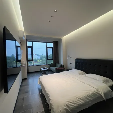 Habitat Hotel