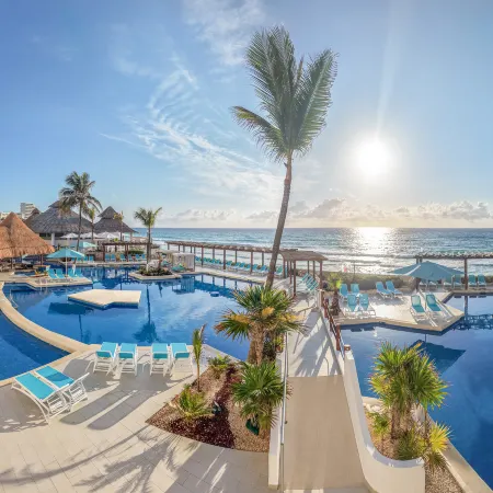 Royal Solaris Cancun-All Inclusive