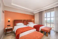 Courtyard Hotel Gqeberha - parking