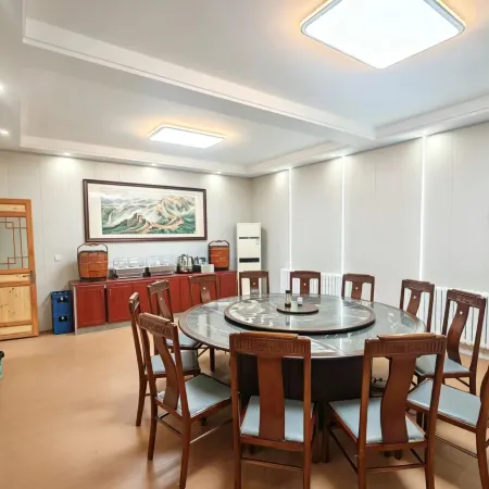 Yunhu Courtyard House Vacation Apartment