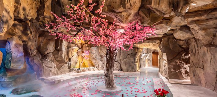 Nanqiao Qingcheng Hot Spring & Cinema Hotel (Dujiangyan Scenic Area Branch) Hotels in Dujiangyan