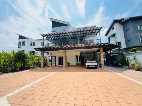 Sungai Long Party Bungalow 45 Pax - 20 Cars - Karaoke & Games - 3km to UTAR - 宠物友好