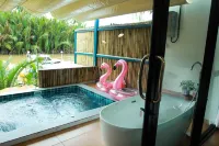 Phetra Pool Villas - Hot Tub