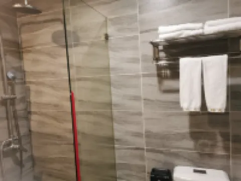 星辰ホテル（麗水高速鉄道駅万地広場）