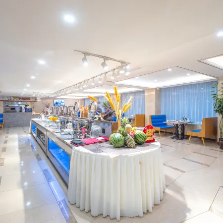 Wuzhishan International Therma Hotel