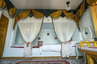 Xiyu Lanting Homestay (Kashgar Ancient City Scenic Area) - Balkoner