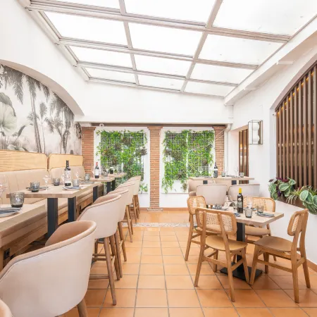 Hostal Marissal by Dorobe