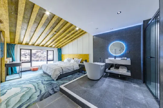 Songpan Renge Tianlun Hotel (Chuanzhusi Airport)