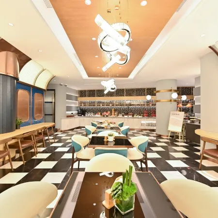 Taikoo Hui Atour X Hotel, Nanjing West Road, Shanghai Отели рядом с достопримечательностью «Торговый центр Westgate»