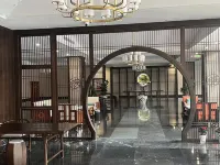 Qian Stream Grand Hotel Hotels in Yicheng