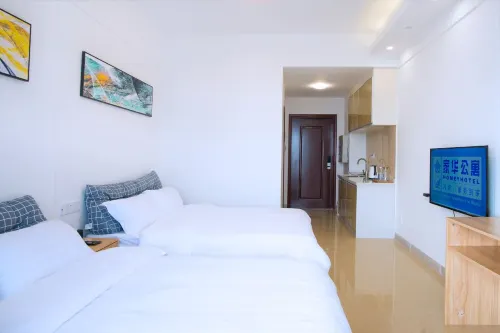 White Romantic Apartment