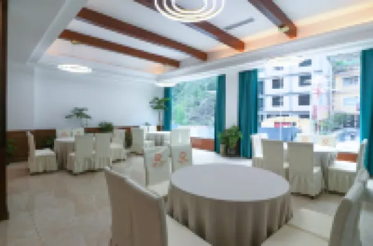 Yibo International Hotel