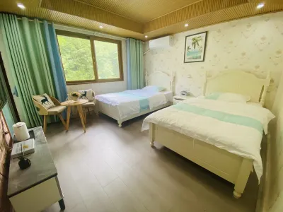 Dujiangyan Hongjing Homestay Hotels in Hongkou