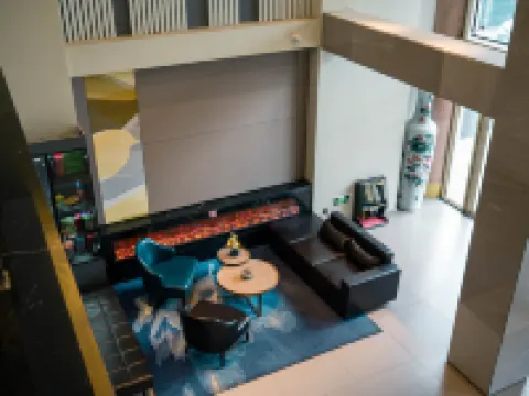 Homeinn Selected Hotel (Minzhong Street Baishan) Hoteles en Baishán