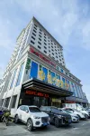 InterContinental Hanwu (Wuwei Railway Station Wanda Plaza) Hotels near Sanhe Ecological Botanical Garden