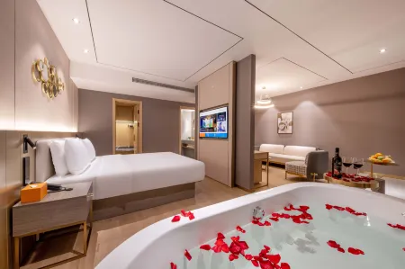 Orange Hotel