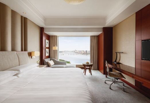 2. 난창 샹그릴라 ..