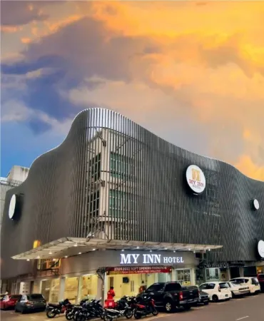 MY INN HOTEL INANAM Отели рядом с достопримечательностью «1 Borneo Tower B Condominium»