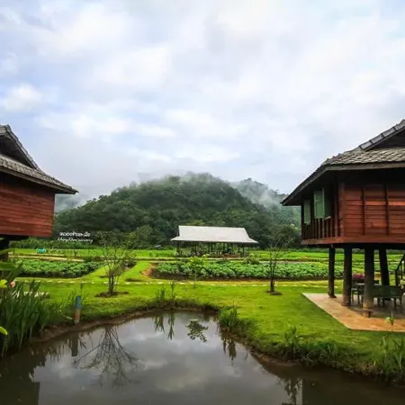 Lhongkhao Samoeng by Chi Villa