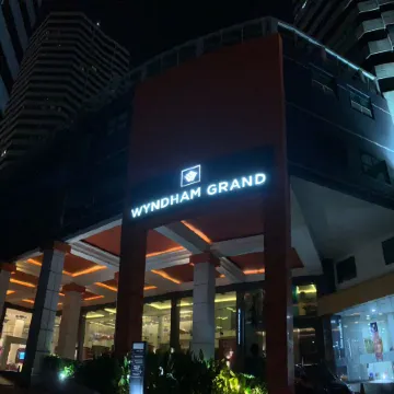 Wyndham Grand Bangsar Kuala Lumpur Отели рядом с достопримечательностью «Пантай Далам»