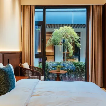 JM Alley Hotel (Beijing Wangfujing Dongsi Subway Station)