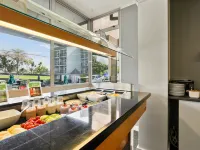 Heartland Ambassador Hotel Hamilton Hotels in Hamilton