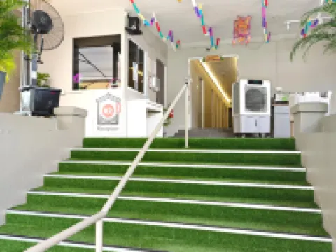 K2 Guesthouse Singapore Hotels near National University of Singapore