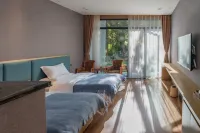 Baique Liangqi Mountain and Sea Panoramic Beauty Su Hotels in Yulong