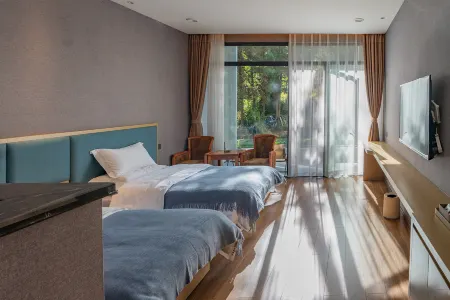 Baique Liangqi Mountain and Sea Panoramic Beauty Su Отели рядом с достопримечательностью «Wenfeng Temple»